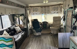 Wheelchair accessible Class A Windsport