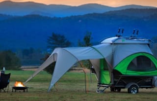 Lightweight GO – Adventure-Ready Pop-Up Camper!