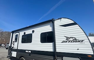 Dog Friendly couples retreat - 2024 Jayco