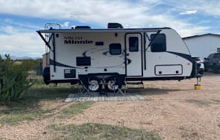2019 Winnebago Micro Minnie 2108DS