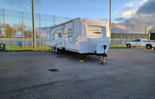 The OG, Better Than Tents, **Pet Friendly**