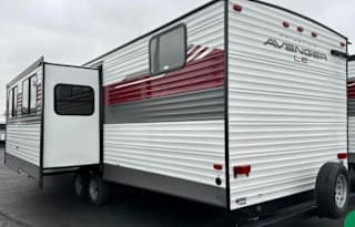 2024 Prime Time RV Avenger LE 28QBSLE