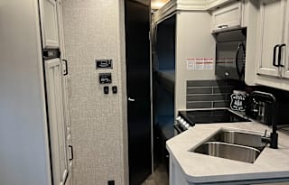 2021 Jayco Redhawk 31F