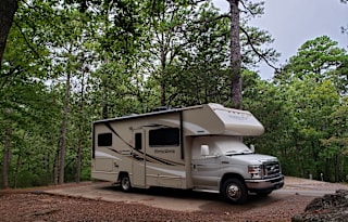 "Daphne" the Winnebago Minnie Winnie 25B