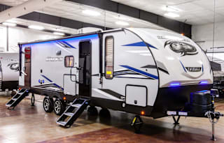 **Alpha Wolf Bunk House-Beautiful!**
