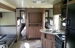 2018 Pioneer Bunkhouse DS 320