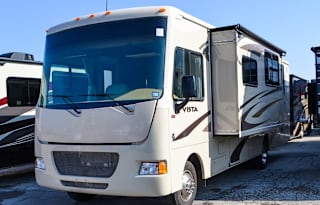 2015 Winnebago Vista 31KE