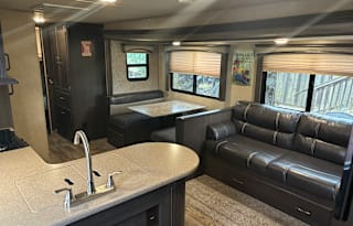 Forest River Sonoma 290 QBS