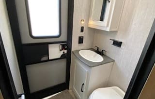 2022 Forest River RV PUMA 32BHQS