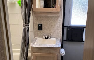 "D and R's Home Away From Home RV Rental"