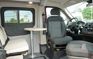 2021 "ADVENTURE CHASER" WINNEBAGO Solis POPTOP