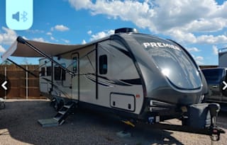 2020 Keystone Premier Ultra Lite