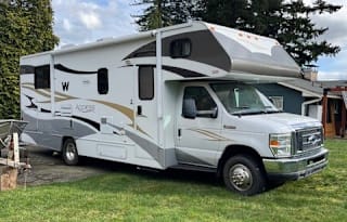 2011 Winnebago Access 31C