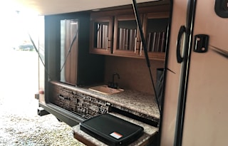 2017 Forest River RV tracer 3051S Ford