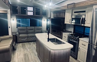 2024 Alliance RV Paradigm 380MP