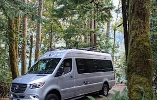 2020 Winnebago Boldt 70BL 4x4