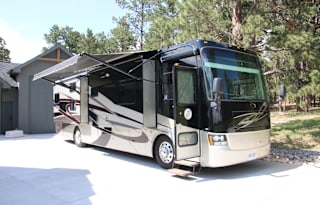 2011 Tiffin Motorhomes Allegro RED with Starlink!