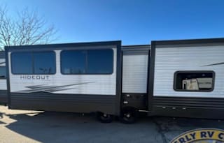 2021 Keystone Hideout 318BR **DELIVERY AVAILABLE**