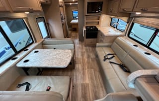 32B *2021*Luxury 10 Sleeper-2Slides-MASTER BED