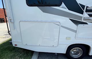 2024 Thor Motor Coach Chateau 22E