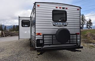 Family Friendly Extremely Clean w LOTS of Features
