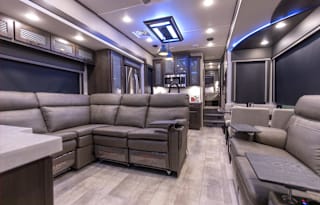 Luxury Design Momentum 395MS  2BR/1.5B SLEEPS 9