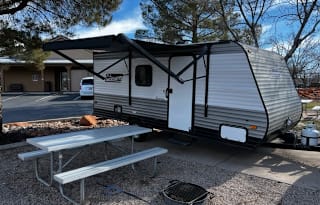 2022 Dutchmen RV Coleman Lantern LT Series 17B