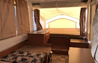 2010 Rockwood 1640LTD Popup, Small but Spacious!