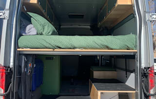 Winter Ready | 4-Person | AWD | WiFi | Solar | Toilet | Outdoor Shower