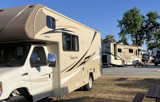 2019 Winnebago Spirit 25B