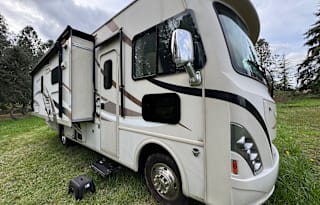 Mountain View Escape 2016 Thor ACE Motor Coach