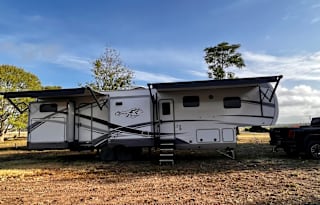 2021 Highland Ridge RV Open Range OF427BHS