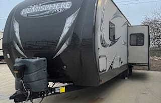 2015 Salem RV Trailer sleeps 7