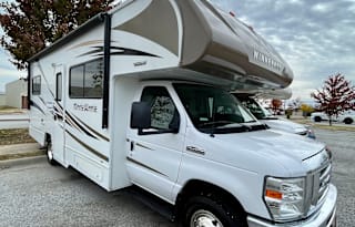 Sugarbear 8 - Winnebago Minnie Winnie 25B