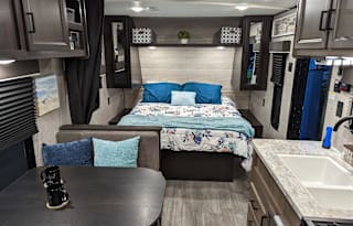 New 27' trailer