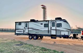 Easy Come, Easy Go RV | 2 Miles From F1 & COTA