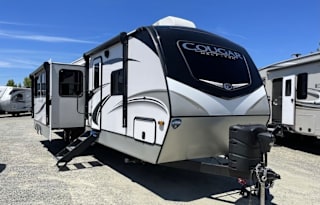 2021 Keystone RV Cougar Half-Ton 34TSB