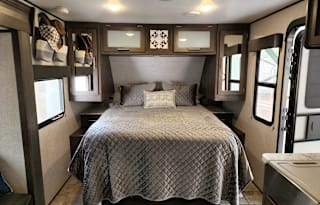 2020 Coleman Light **Fully Stocked**