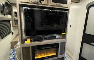 2022 CrossRoads RV Zinger ZR328SB