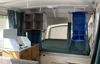 Pop-up camper