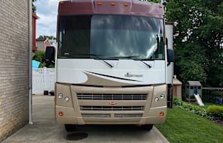 2010 Winnebago Sightseer 35J