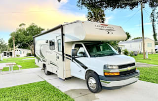Luna the Leprechaun -2021 Coachmen RV Leprechaun