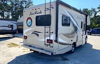 D6 - 2018 Thor Motor Coach Four Winds 22E
