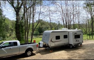 Home Away From Home- 2015 Jayco Great floor plan!