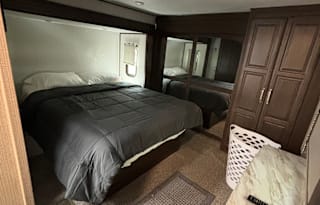 2bdr/2bth 5th wheel