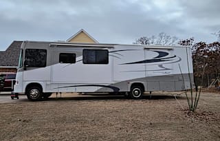 2005 Gulf Stream RV Sun Voyager - Gas 34B
