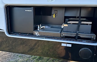 2022 Jayco North Point 382FLRB