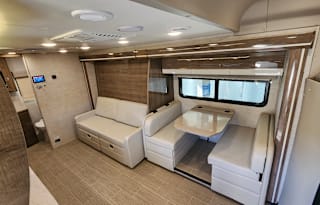 2023 Jayco Melbourne Prestige
