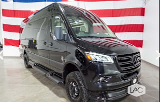 2025 OGV Luxury Coach tour solar/air ride/starlink