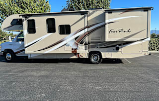 2018 THOR FOUR WINDS M-29G E450